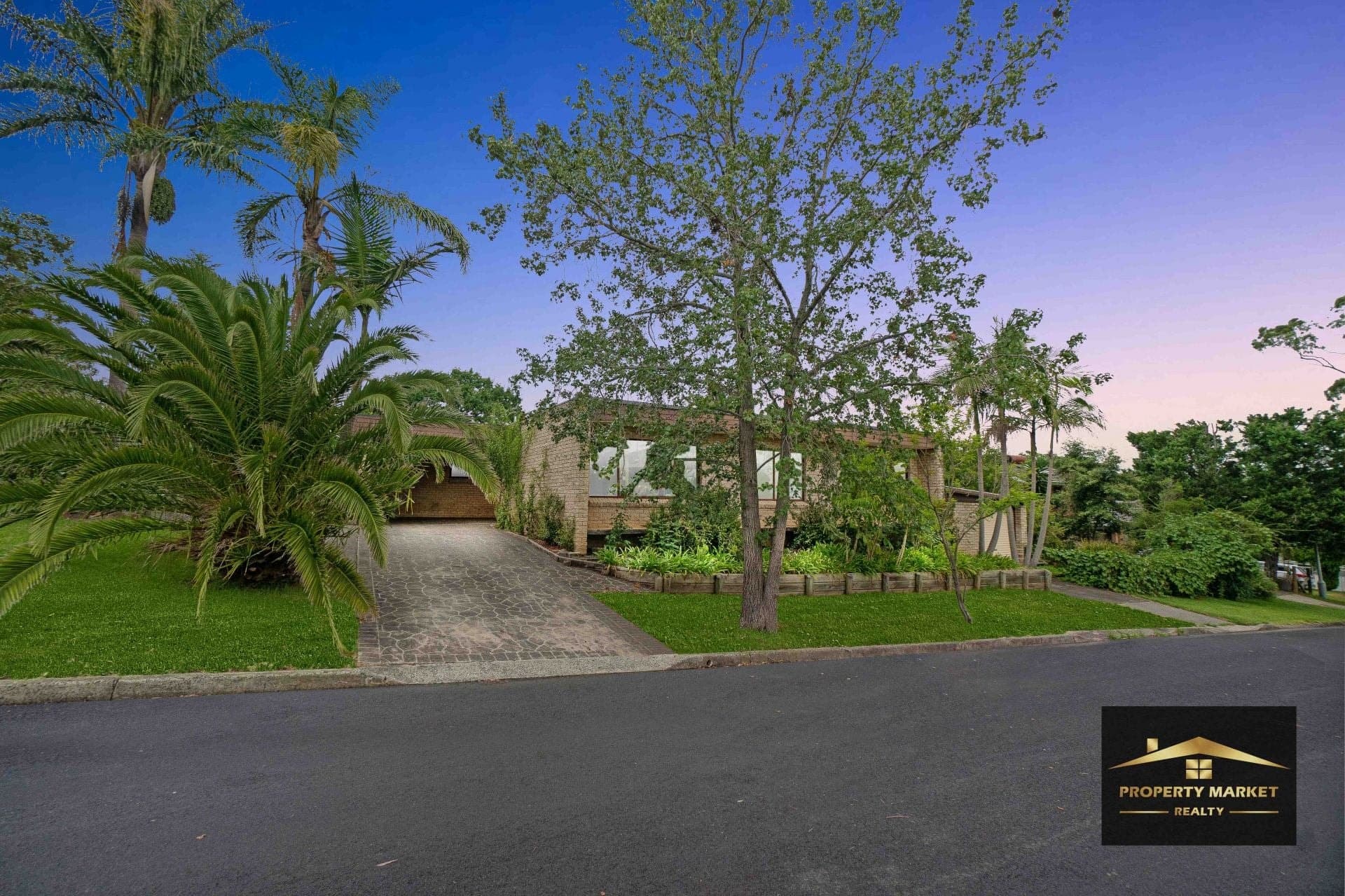 19 Jarrah Avenue Bradbury NSW, Bradbury - Thumbnail 2