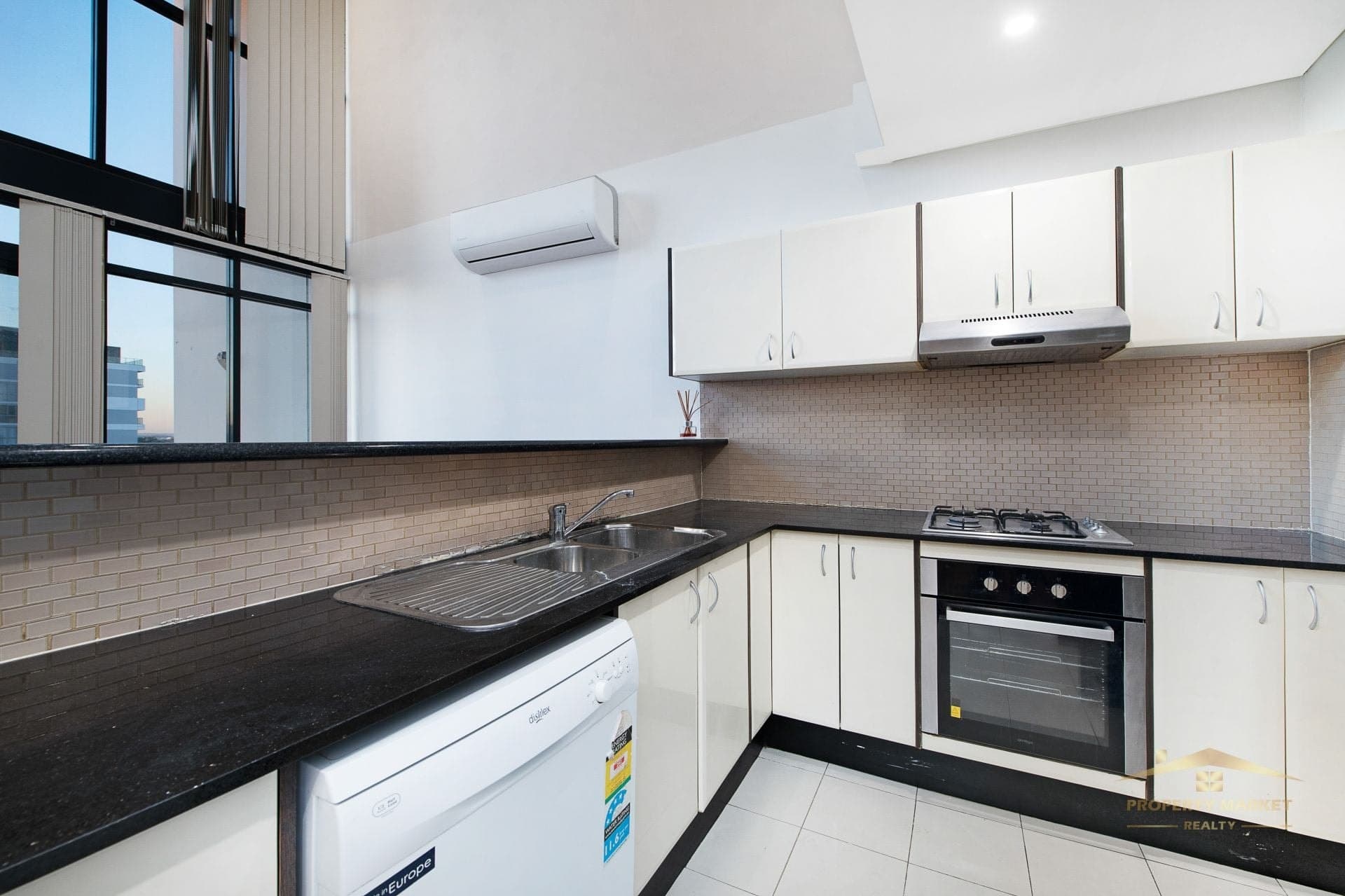 83/29-33 Campbell Street Liverpool NSW, Liverpool - Thumbnail 6