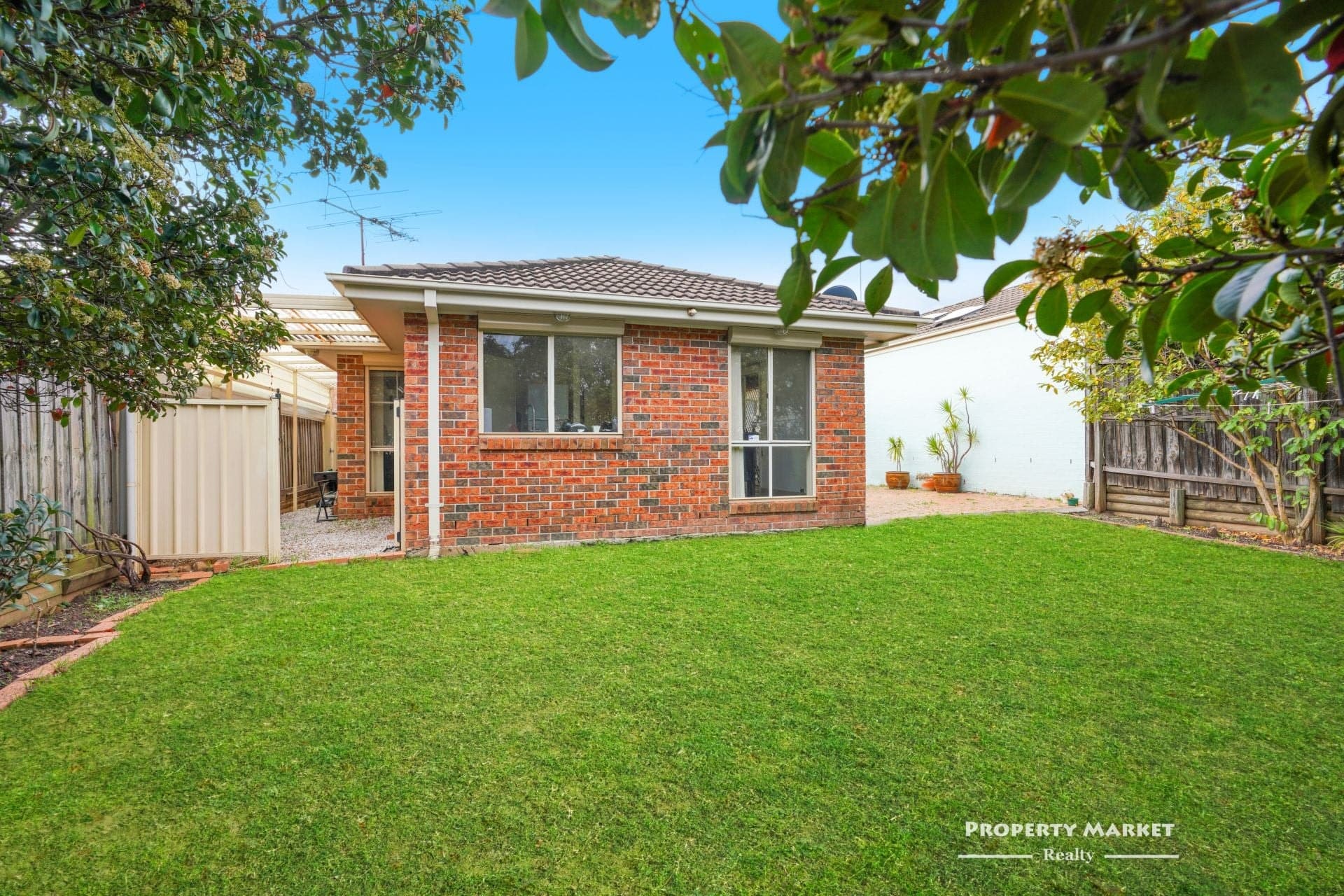 5 Nettletree Place Casula NSW, Casula - Thumbnail 2