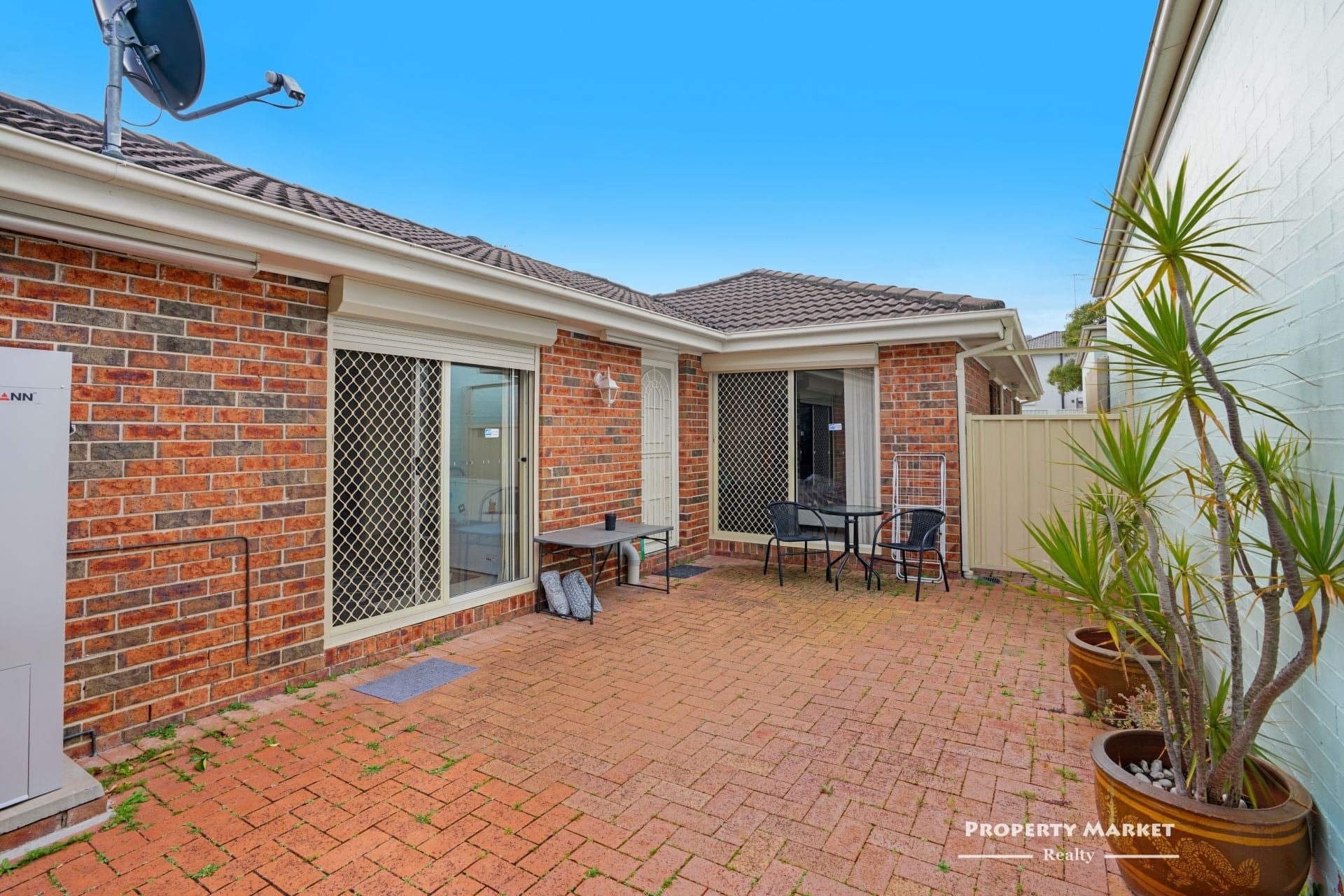 5 Nettletree Place Casula NSW, Casula - Thumbnail 3