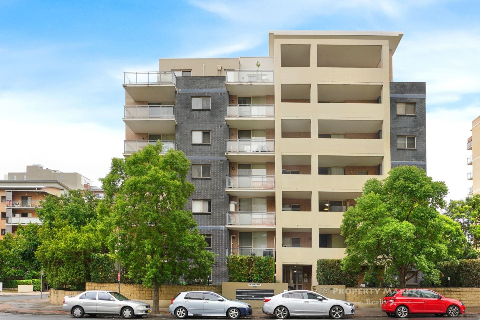 62/33- 39 Lachlan Street Warwick Farm NSW, Warwick Farm - Image 1