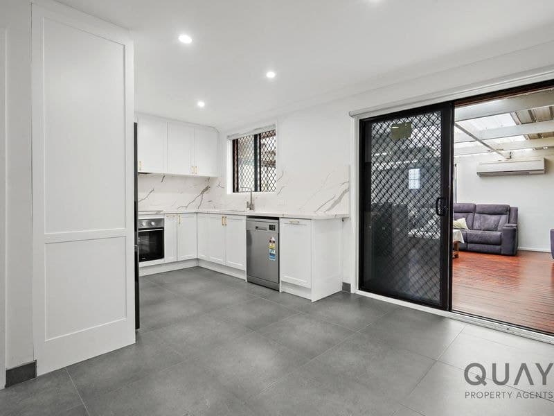 11 Merryweather Close, Minto, Minto - Thumbnail 8