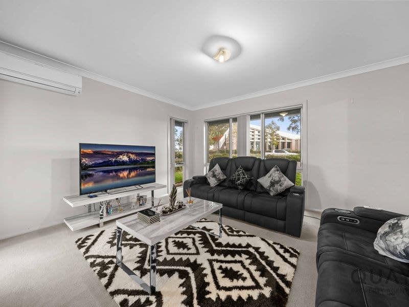 202 Stanhope Parkway, Stanhope Gardens, Stanhope Gardens - Thumbnail 2