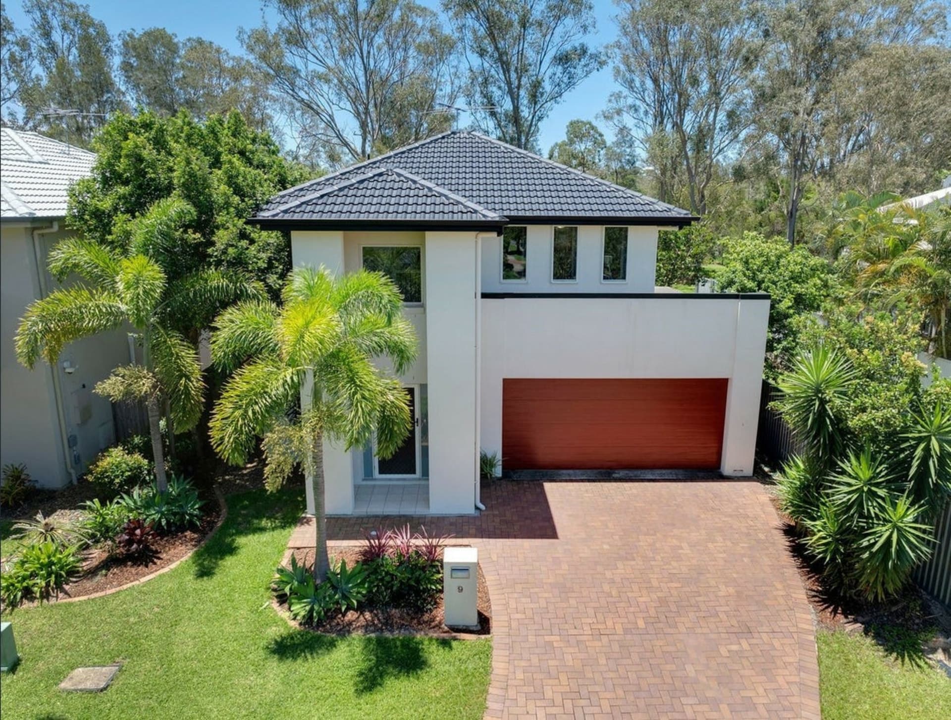 9 Crowcombe Place Carseldine QLD, Carseldine - Thumbnail 2