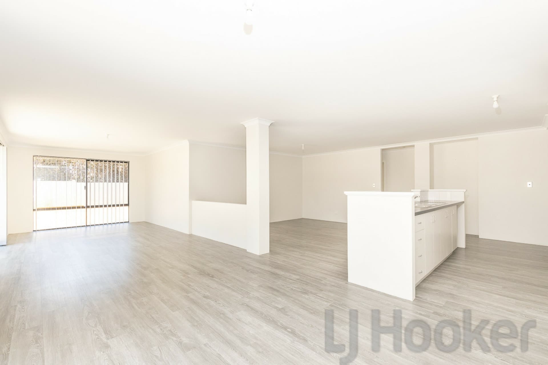 3 Carnaby Drive Dawesville WA, Dawesville - Thumbnail 5