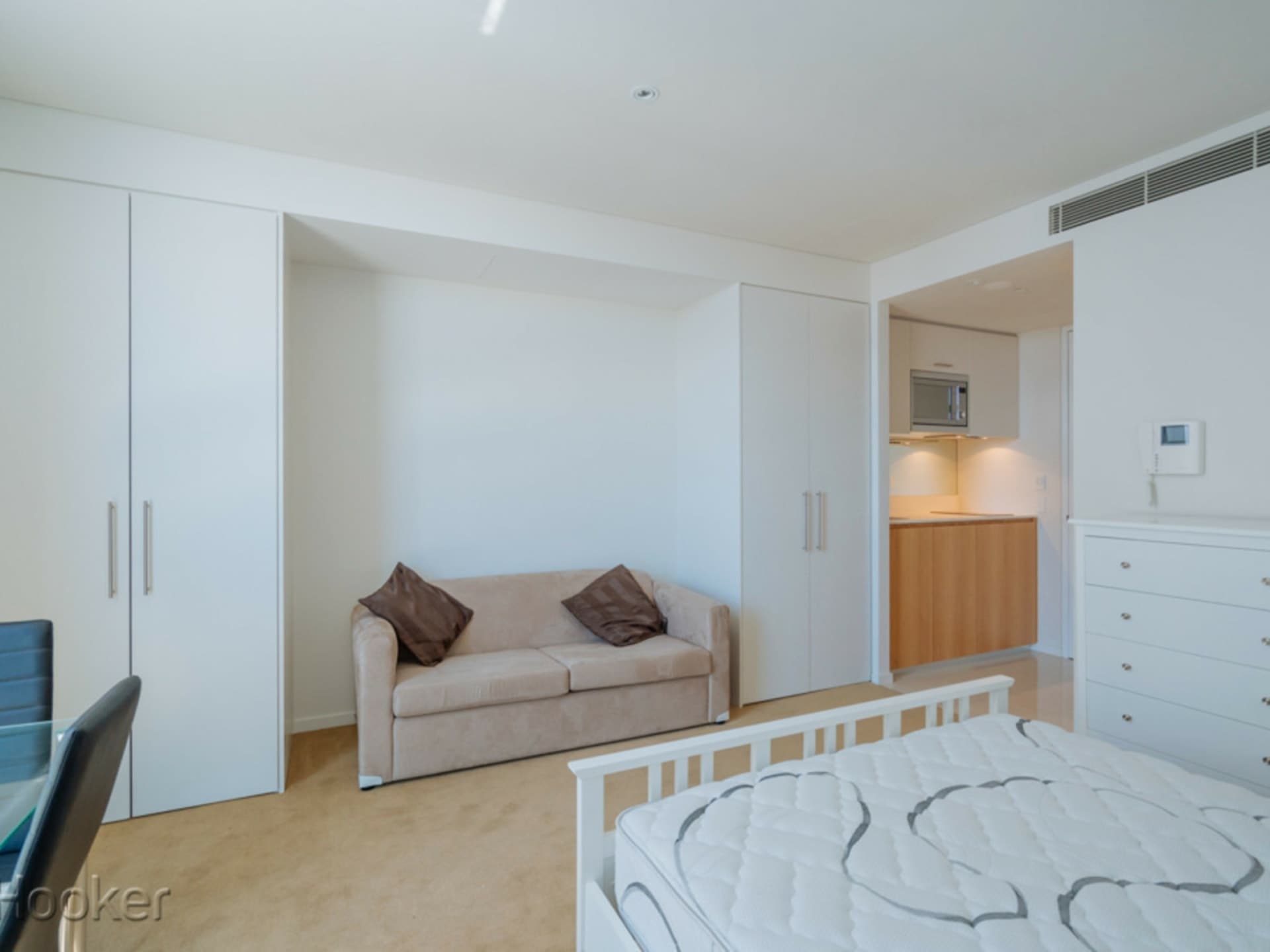 1709B/8 Adelaide Terrace, East Perth, East Perth - Thumbnail 5