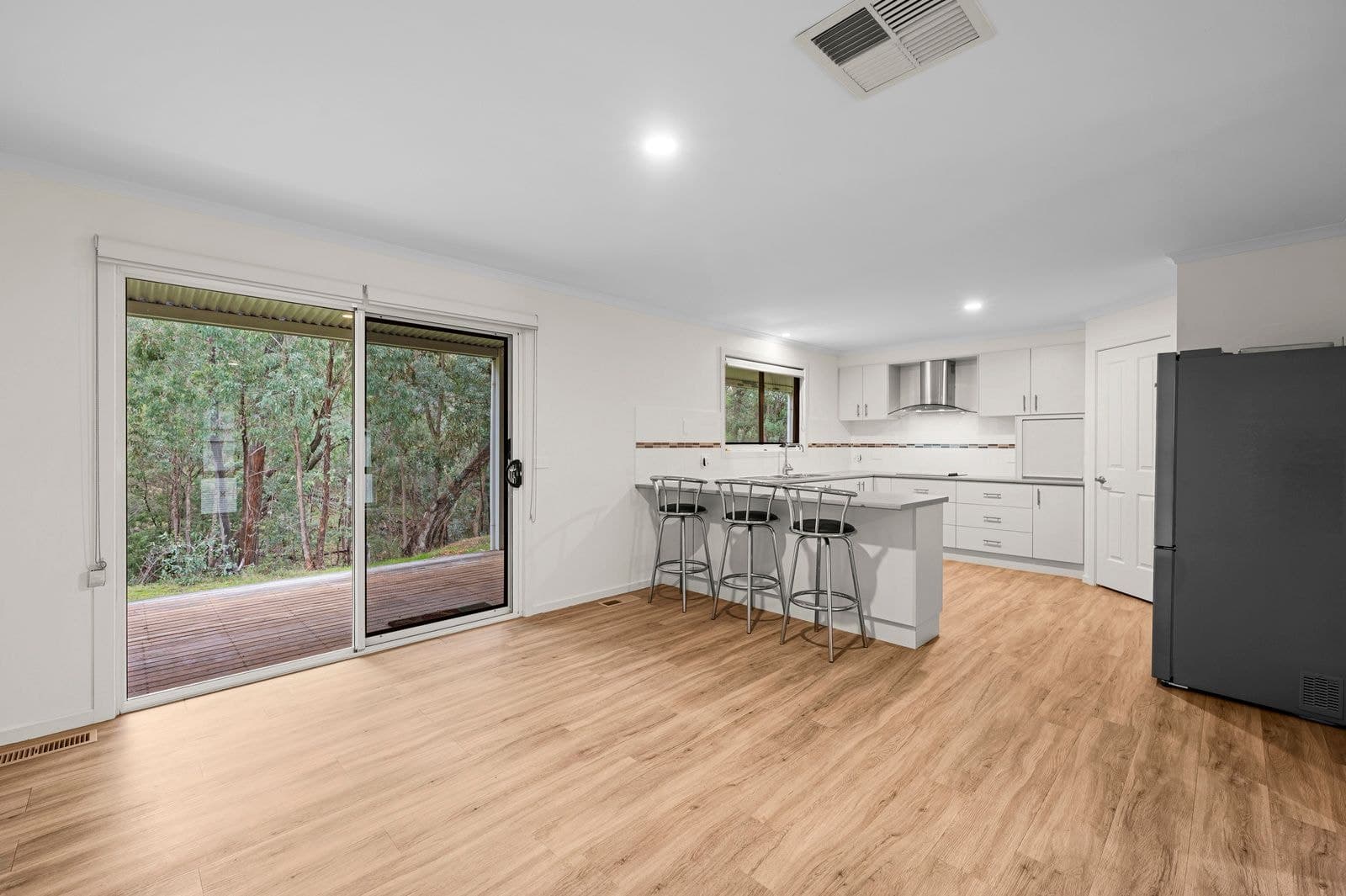138 Mountain Bay Drive, Mountain Bay VIC 3723, Mountain Bay - Thumbnail 8