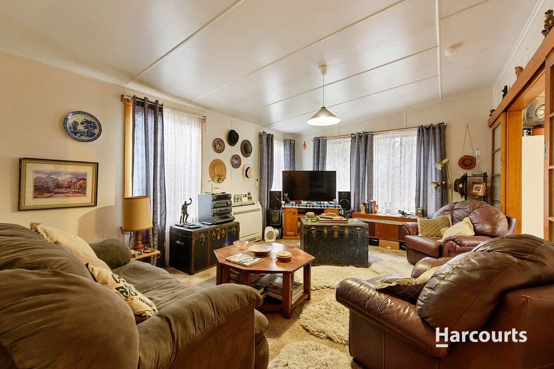 8B Wilsdon Street, QUEENSTOWN, TAS 7467, Queenstown - Thumbnail 2