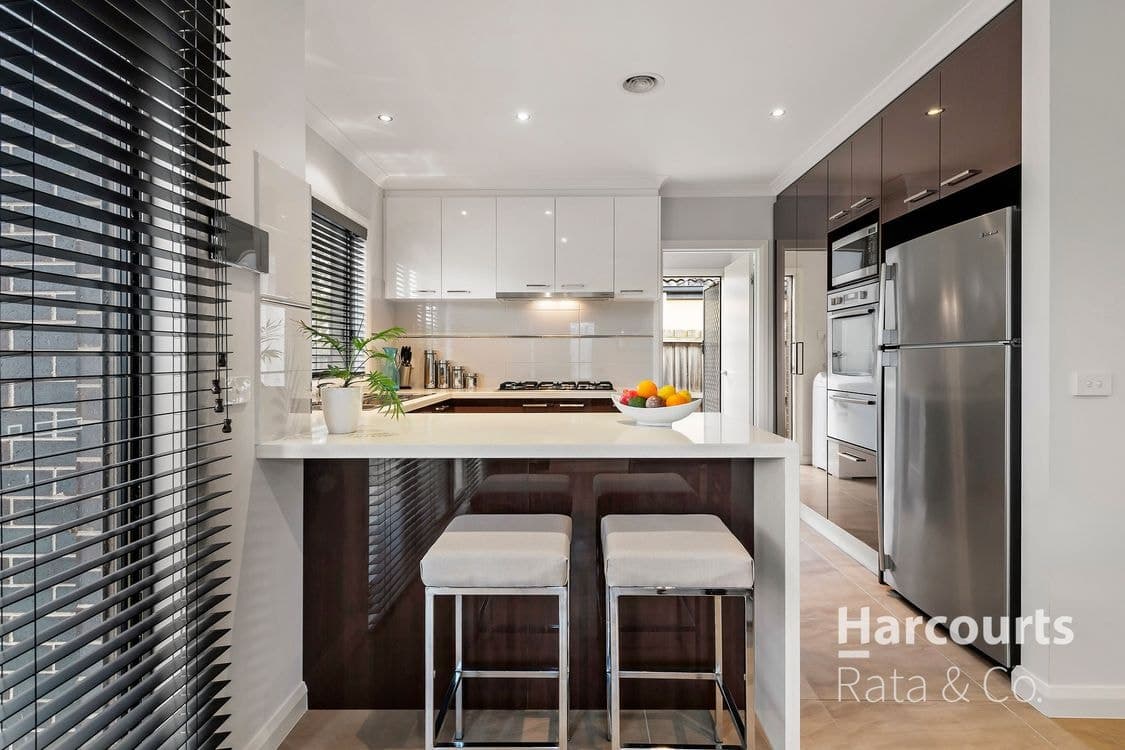 6 Glory Street, South Morang, VIC 3752, South Morang - Thumbnail 2