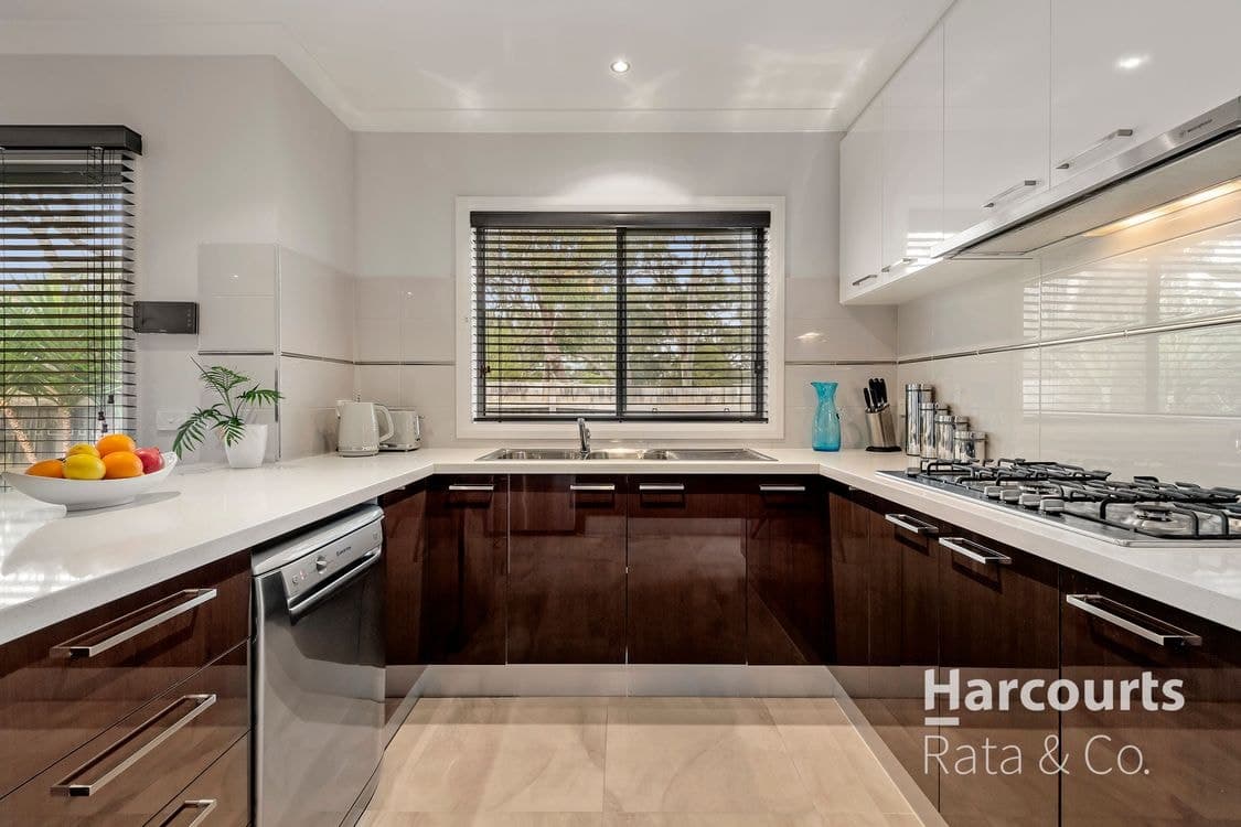 6 Glory Street, South Morang, VIC 3752, South Morang - Thumbnail 3
