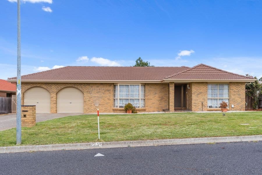 21 Sheldon Avenue, Darley VIC 3340, Darley - Image 1