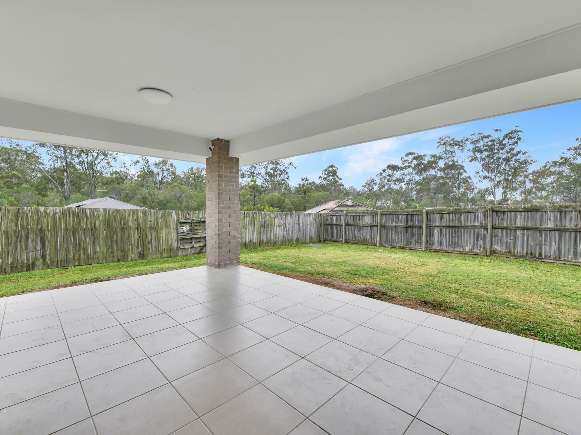 9 Canopy View  Court Flagstone QLD, Flagstone - Thumbnail 4
