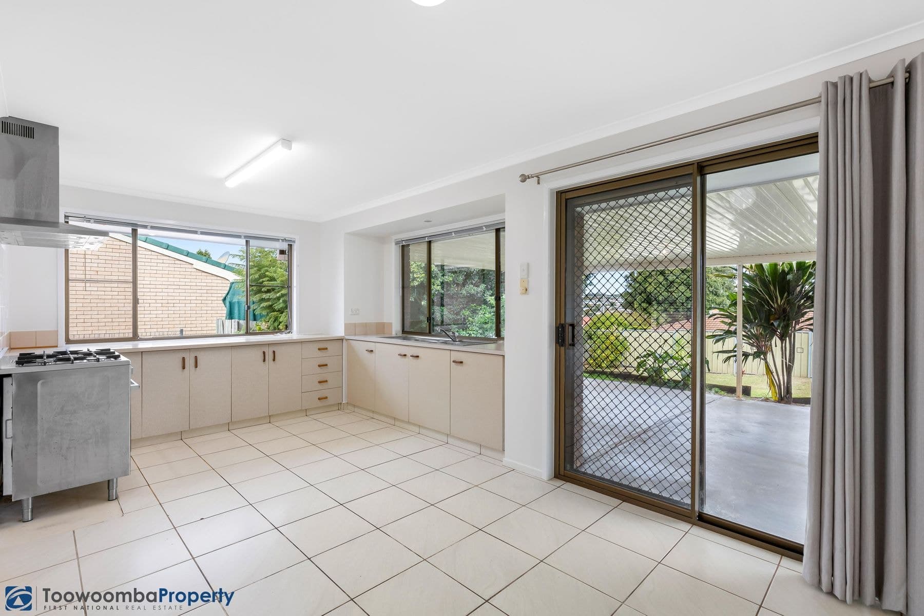 56 Debra Street, Centenary Heights QLD 4350, Centenary Heights - Thumbnail 2