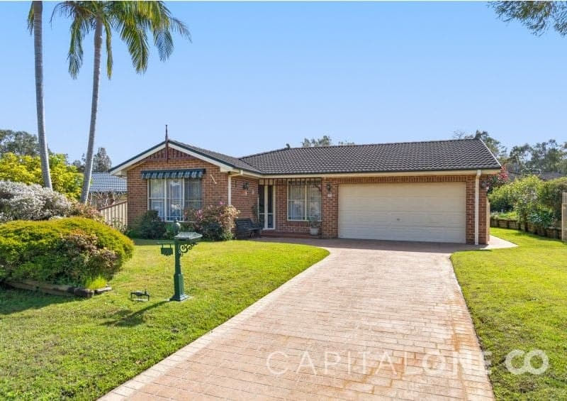 35 Barega Close, Buff Point, Buff Point - Thumbnail 2