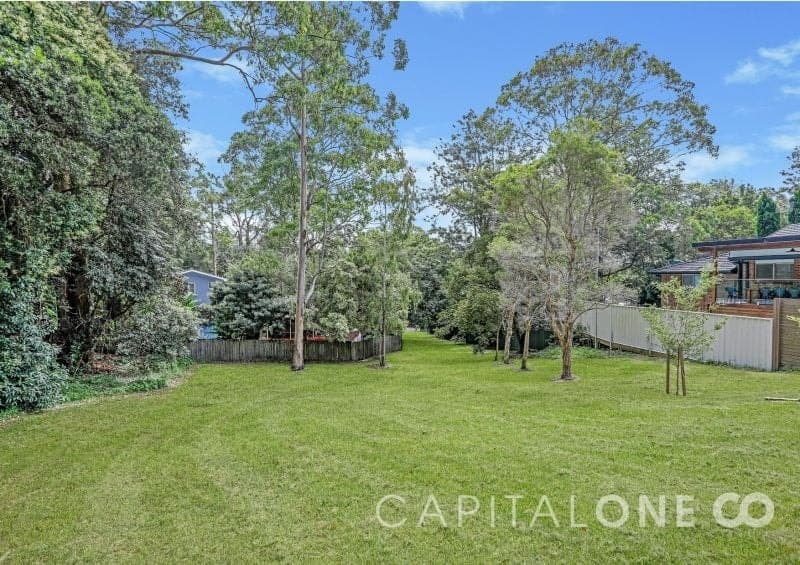 2A Stornaway Crescent, Berkeley Vale, Berkeley Vale - Thumbnail 2