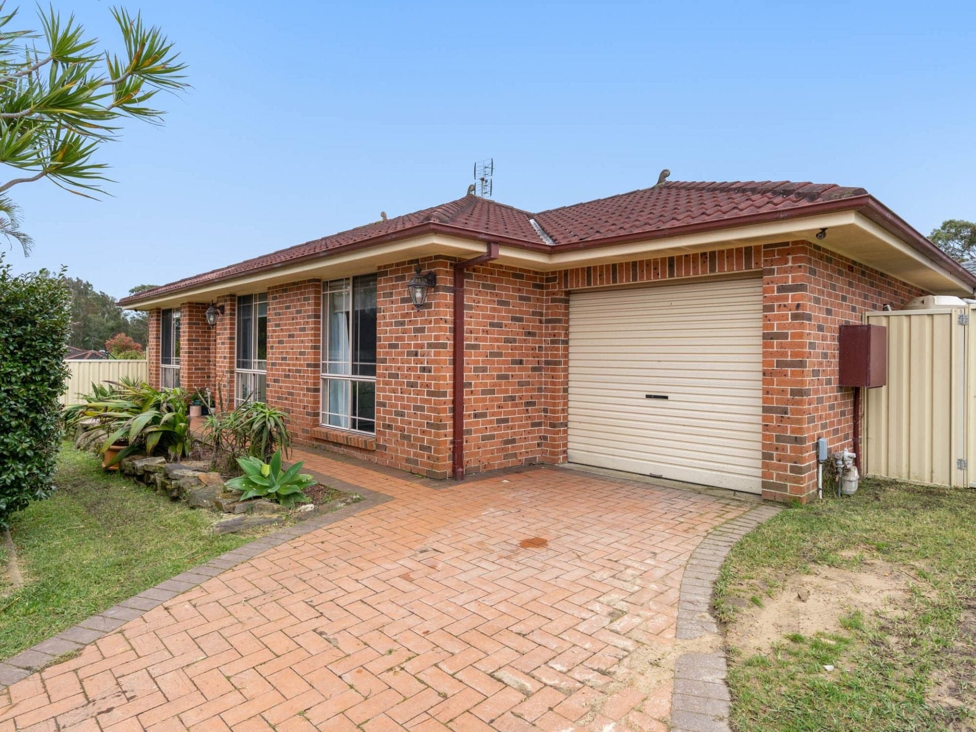 29 Barega Close, Buff Point, Buff Point - Thumbnail 2