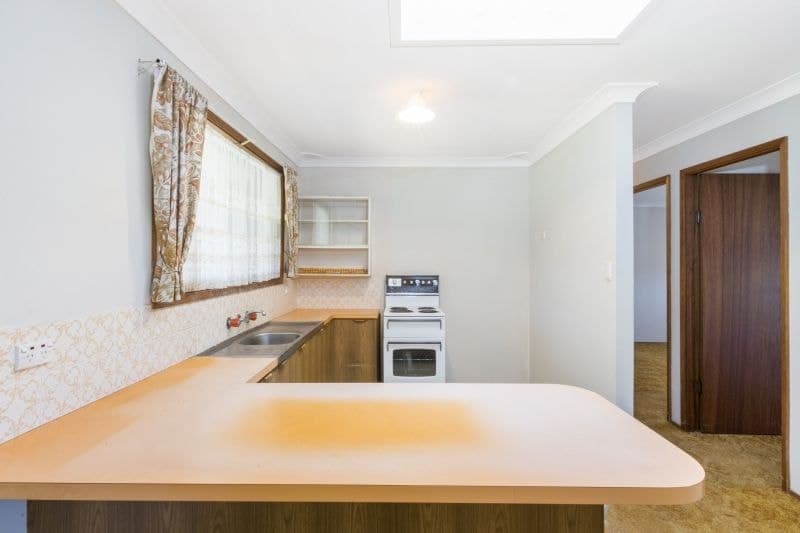 1 Glenice Close, Gorokan, Gorokan - Thumbnail 8