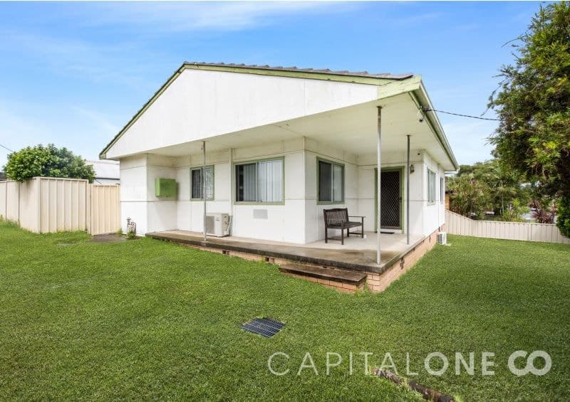 38 Manuka Parade, Gorokan, Gorokan - Image 1