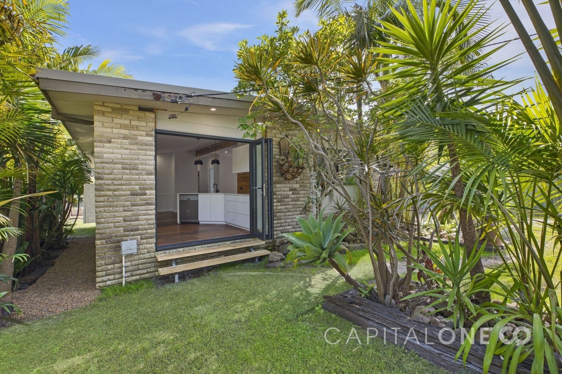 15 Patrick Street, BATEAU BAY NSW, Bateau Bay - Thumbnail 2