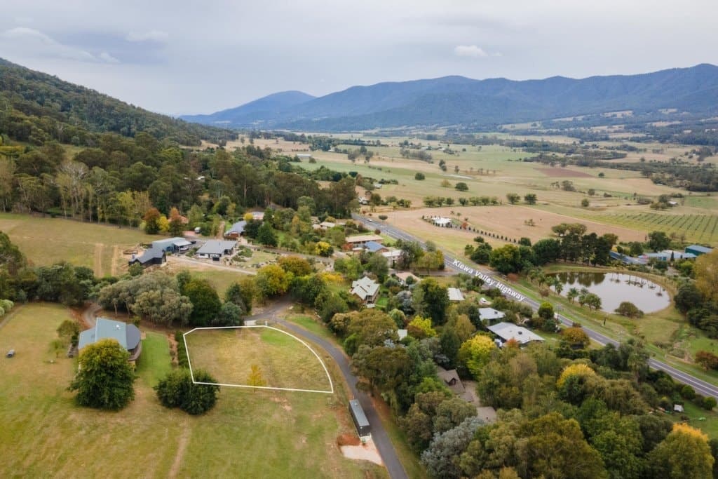 19 Ranch Road, Tawonga South - Thumbnail 3