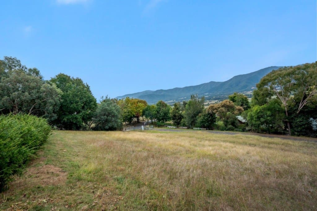 19 Ranch Road, Tawonga South - Thumbnail 8