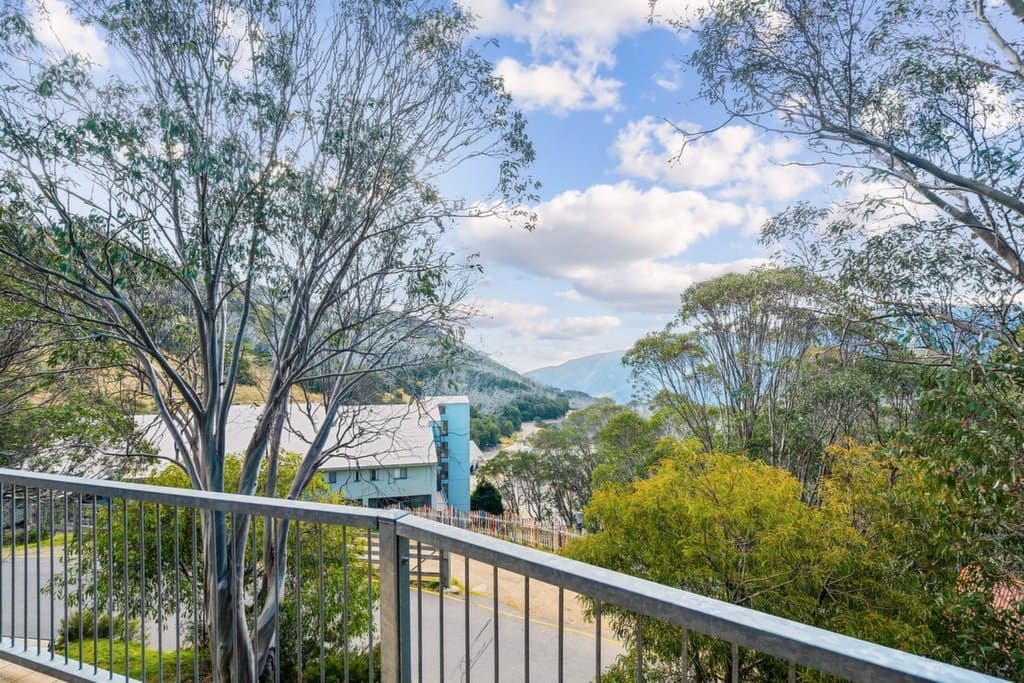 1C/3 Falls Creek Road Street, Falls Creek - Thumbnail 4