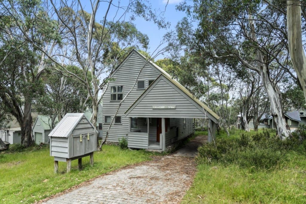 24 Geebung Road, Dinner Plain - Image 1