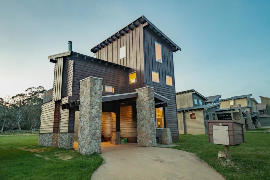 35 Horsehair Bend, Dinner Plain - Image 1