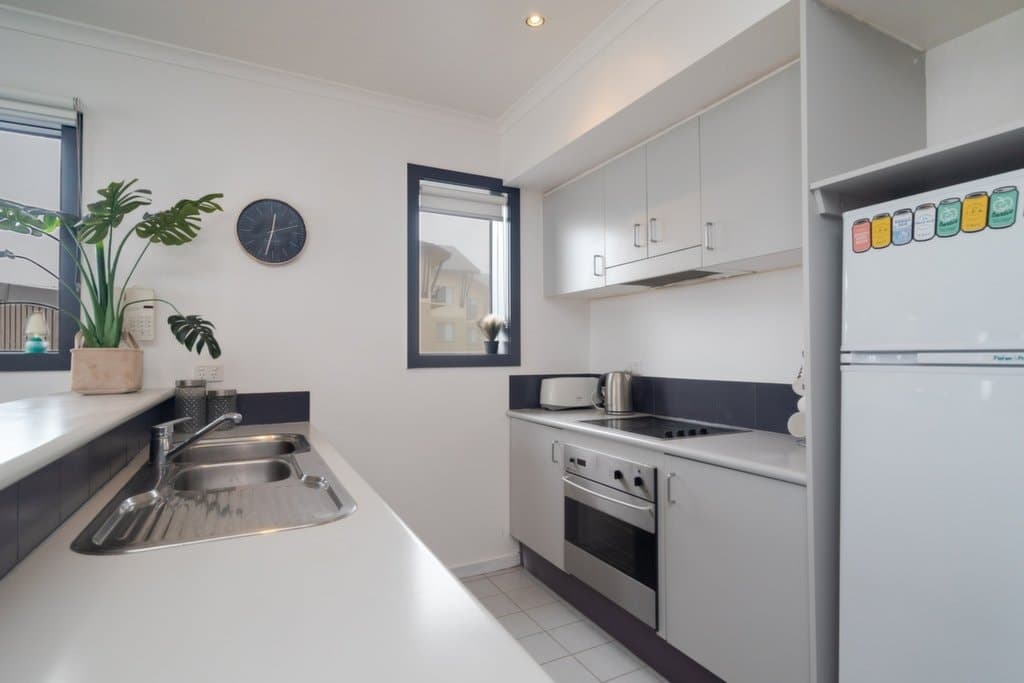 102 White Crystal, Mount Hotham - Thumbnail 7