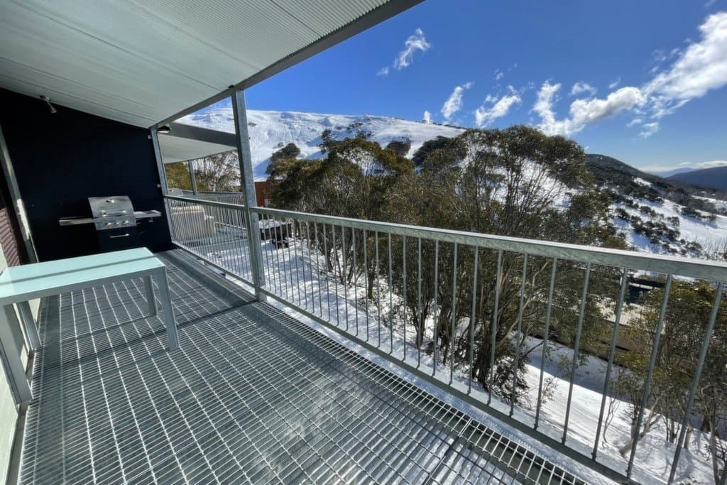 15/11 Schuss Street, Falls Creek - Thumbnail 2