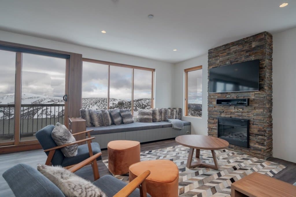 4 Absollut, Mount Hotham - Image 1