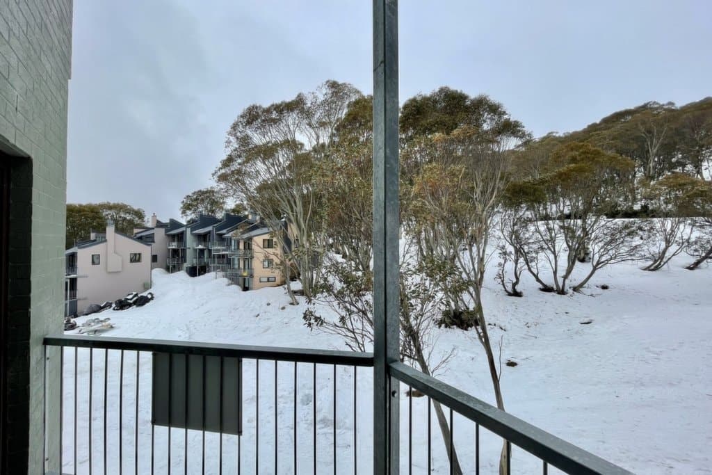 8/11 Schuss Street, Falls Creek - Thumbnail 8