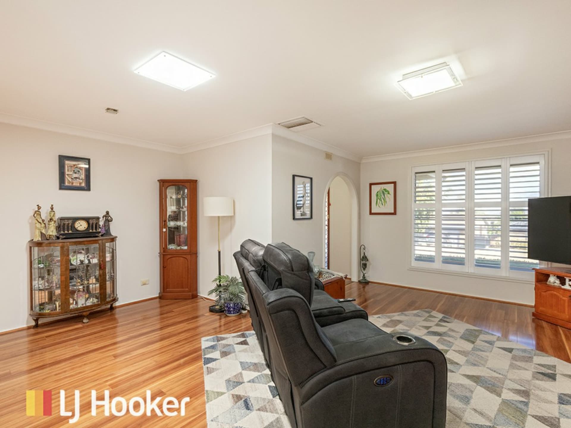 8 Camira Crescent, Hillvue, Hillvue - Thumbnail 4