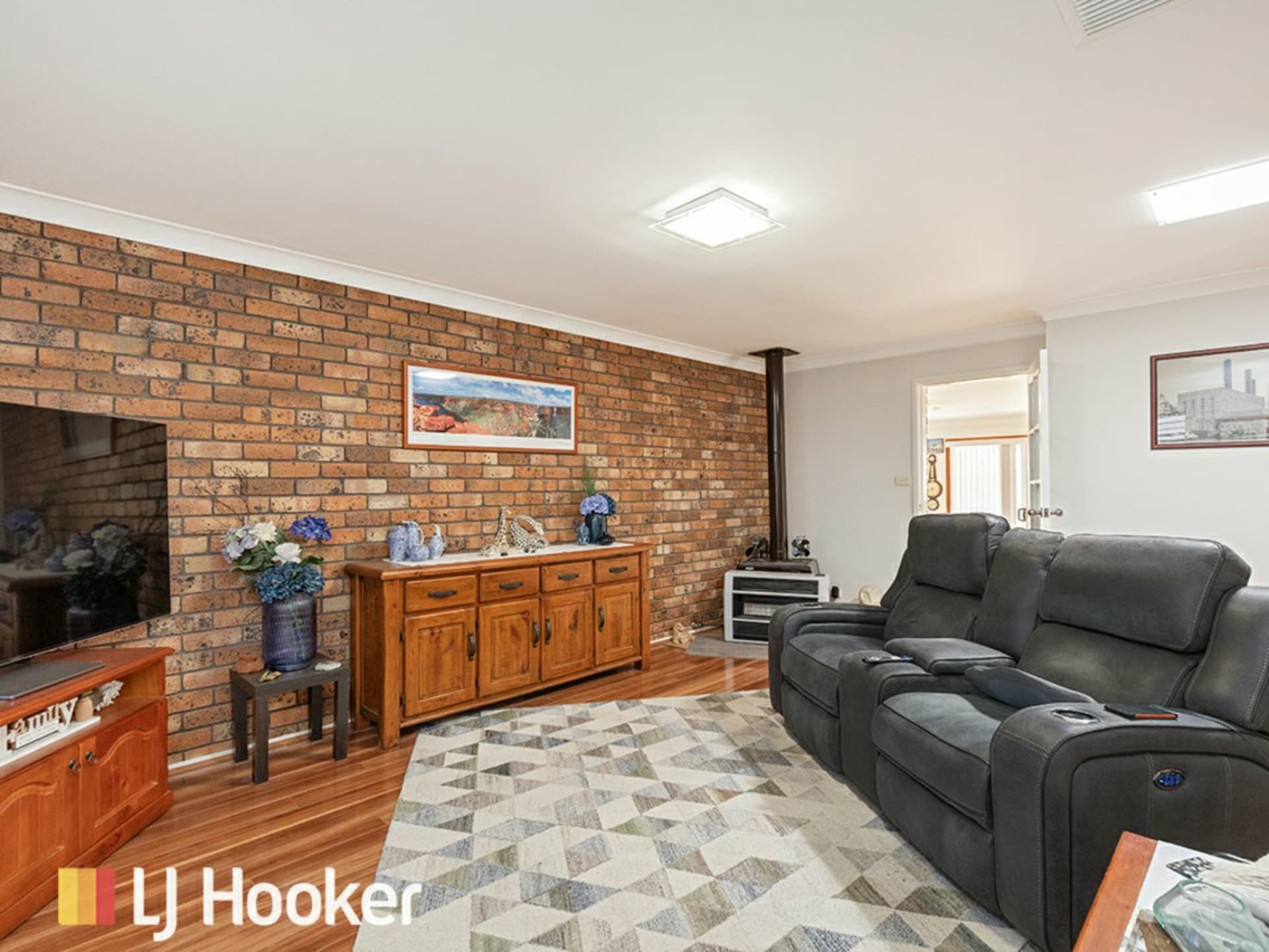 8 Camira Crescent, Hillvue, Hillvue - Thumbnail 5
