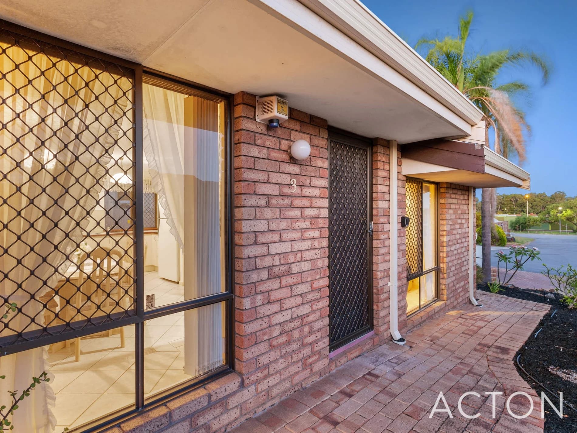 6/27 Falkirk Avenue, MAYLANDS WA 6051, Maylands - Image 1