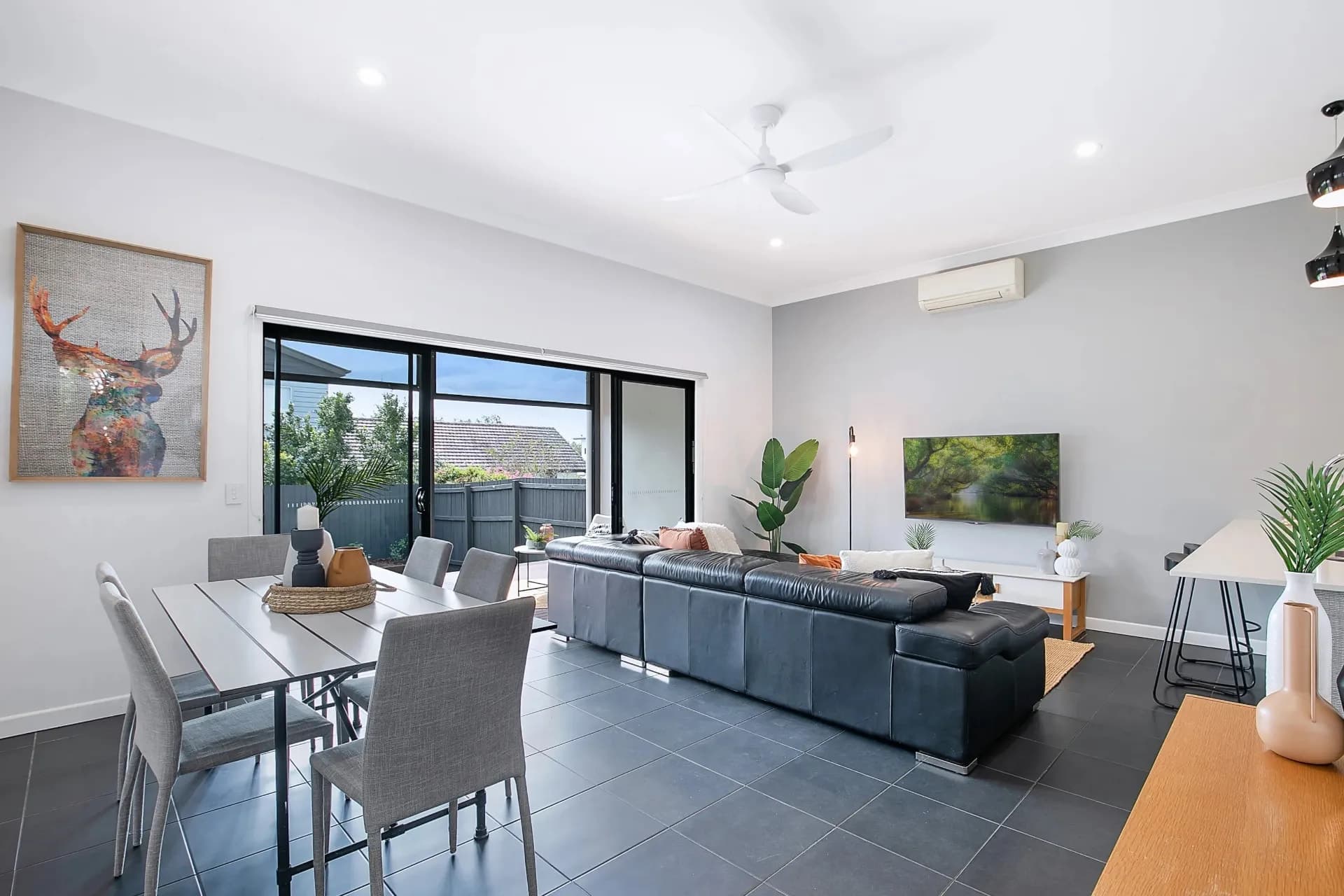 13 Wattle Avenue, Carina, QLD, Carina - Thumbnail 3
