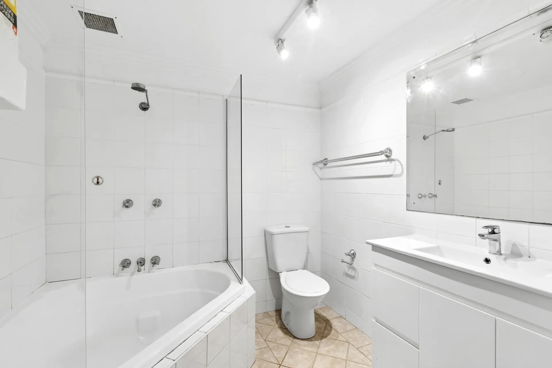 22/51 Pittwater Road, Manly, NSW, Manly - Thumbnail 4