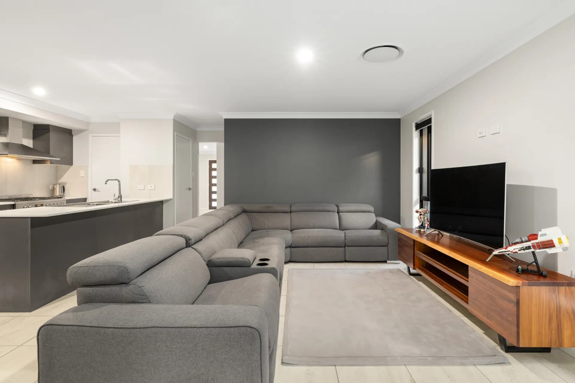 14 Bradfield Street, Flagstone, QLD, Flagstone - Thumbnail 4