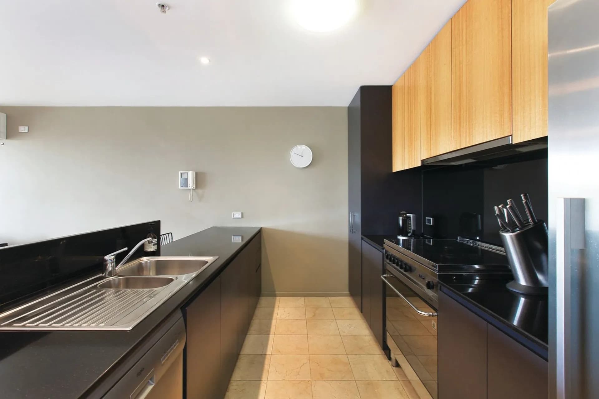 501/196 Albert  Road, South Melbourne, VIC, South Melbourne - Thumbnail 2