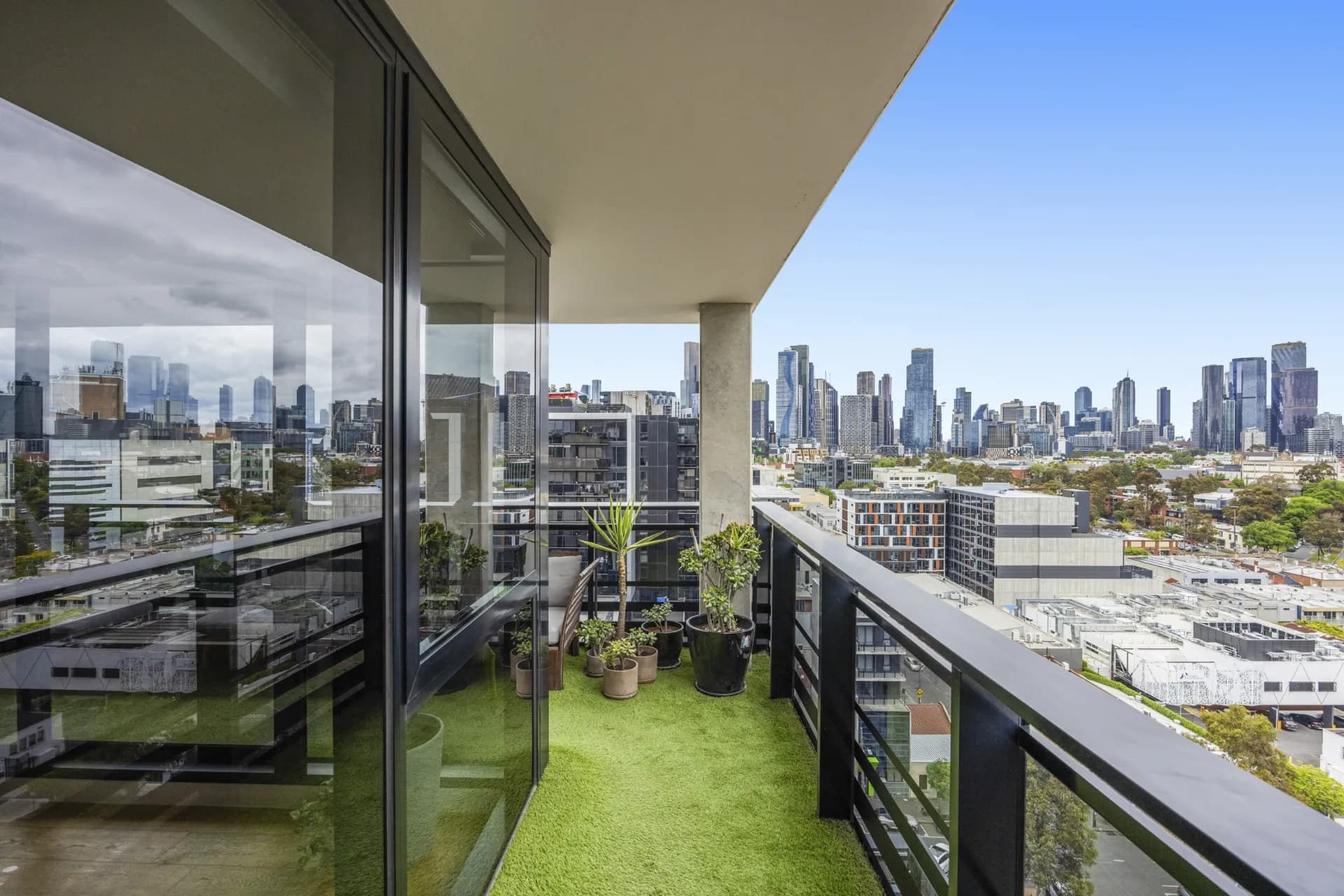 Unit 1203/83 Flemington Road, North Melbourne, VIC, North Melbourne - Thumbnail 2