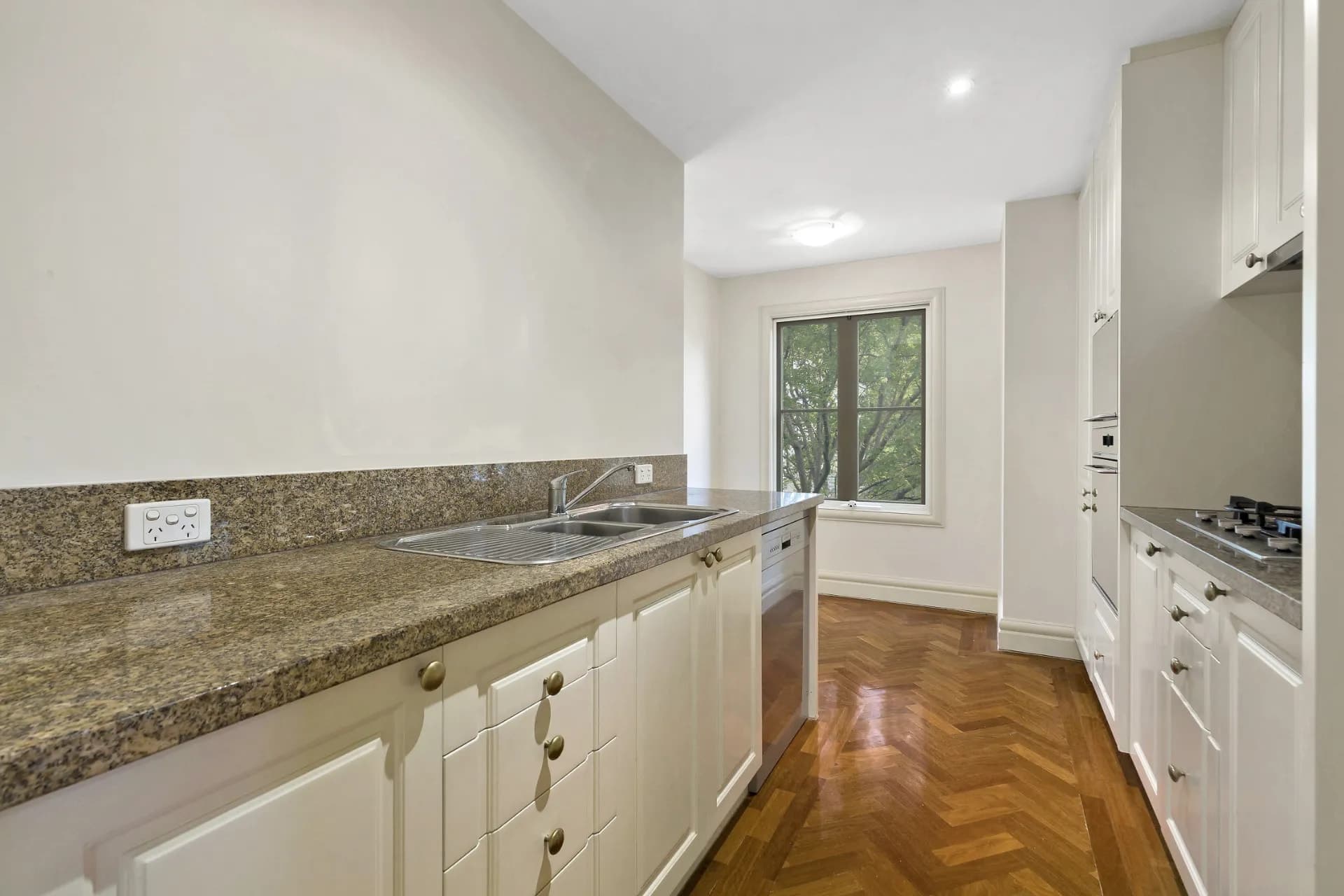 Unit 62/380 Toorak Road, South Yarra, VIC, South Yarra - Thumbnail 3