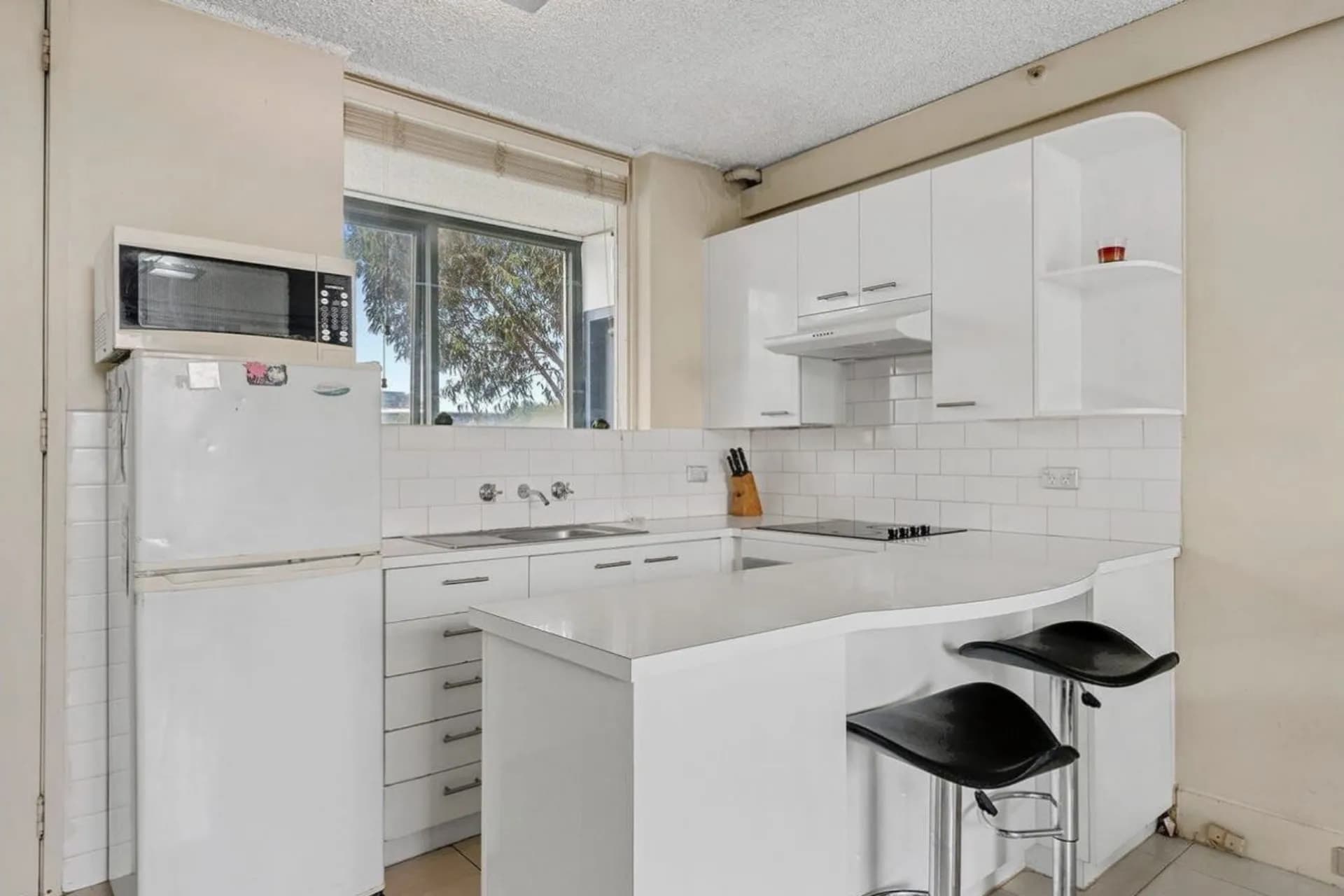 Unit 301/81 Queens Road, Melbourne, VIC, Melbourne - Thumbnail 5