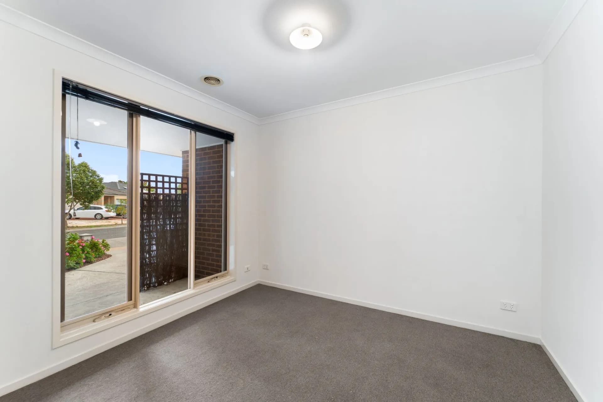 7 Urban  Drive, Williams Landing, VIC, Williams Landing - Thumbnail 2