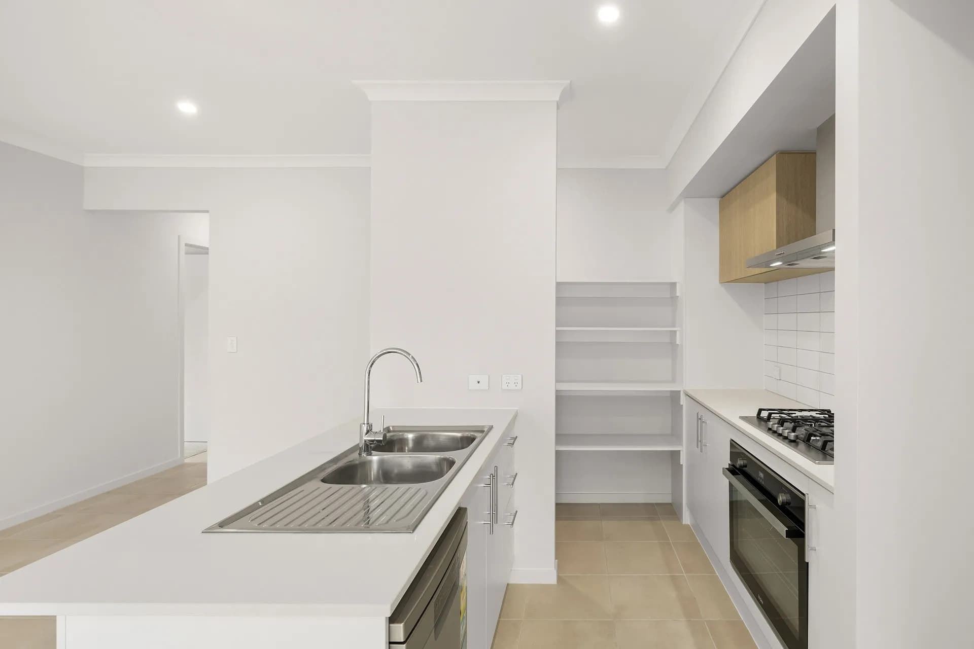 34 Sweetfern  Drive, Logan Reserve, QLD, Logan Reserve - Thumbnail 3