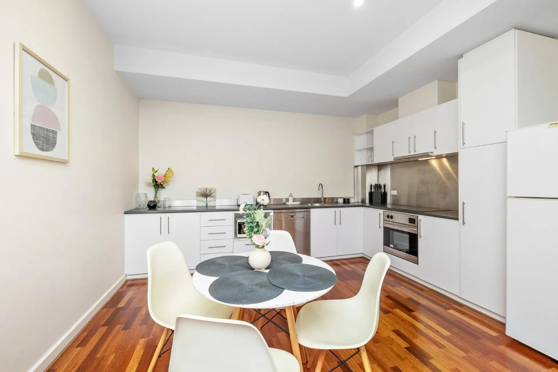 5A Vicars  Lane, Adelaide, SA, Adelaide - Thumbnail 4