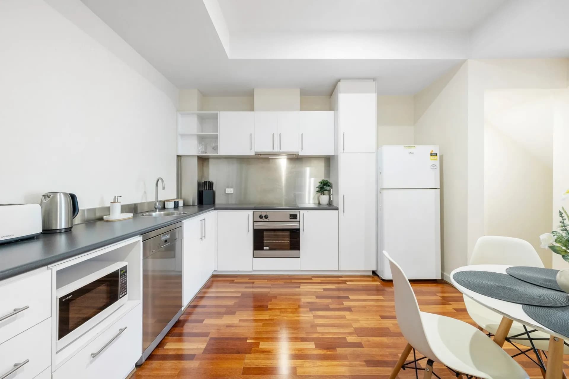5A Vicars  Lane, Adelaide, SA, Adelaide - Thumbnail 5