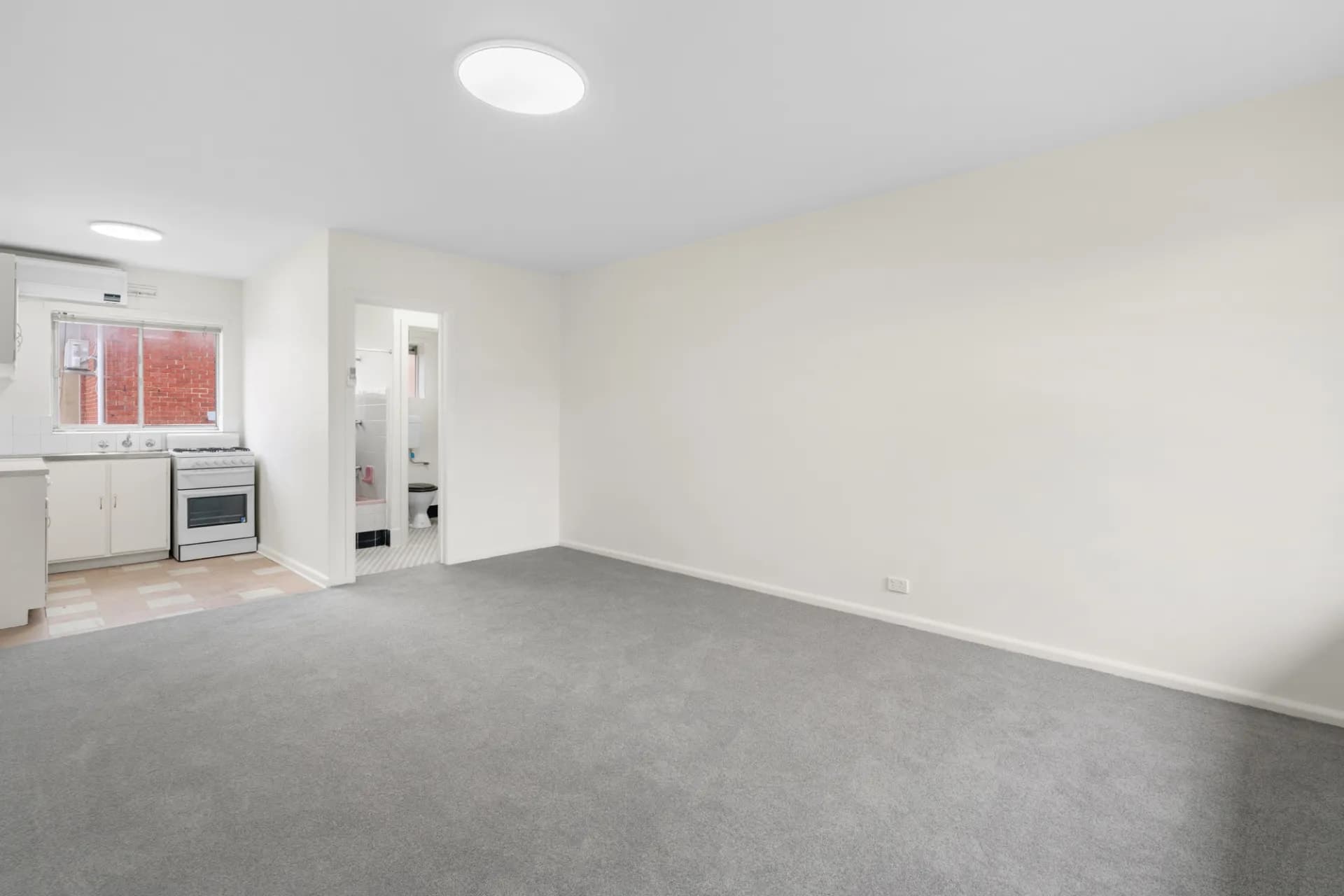 Unit 9/79 Ormond Road, Elwood, VIC, Elwood - Thumbnail 2