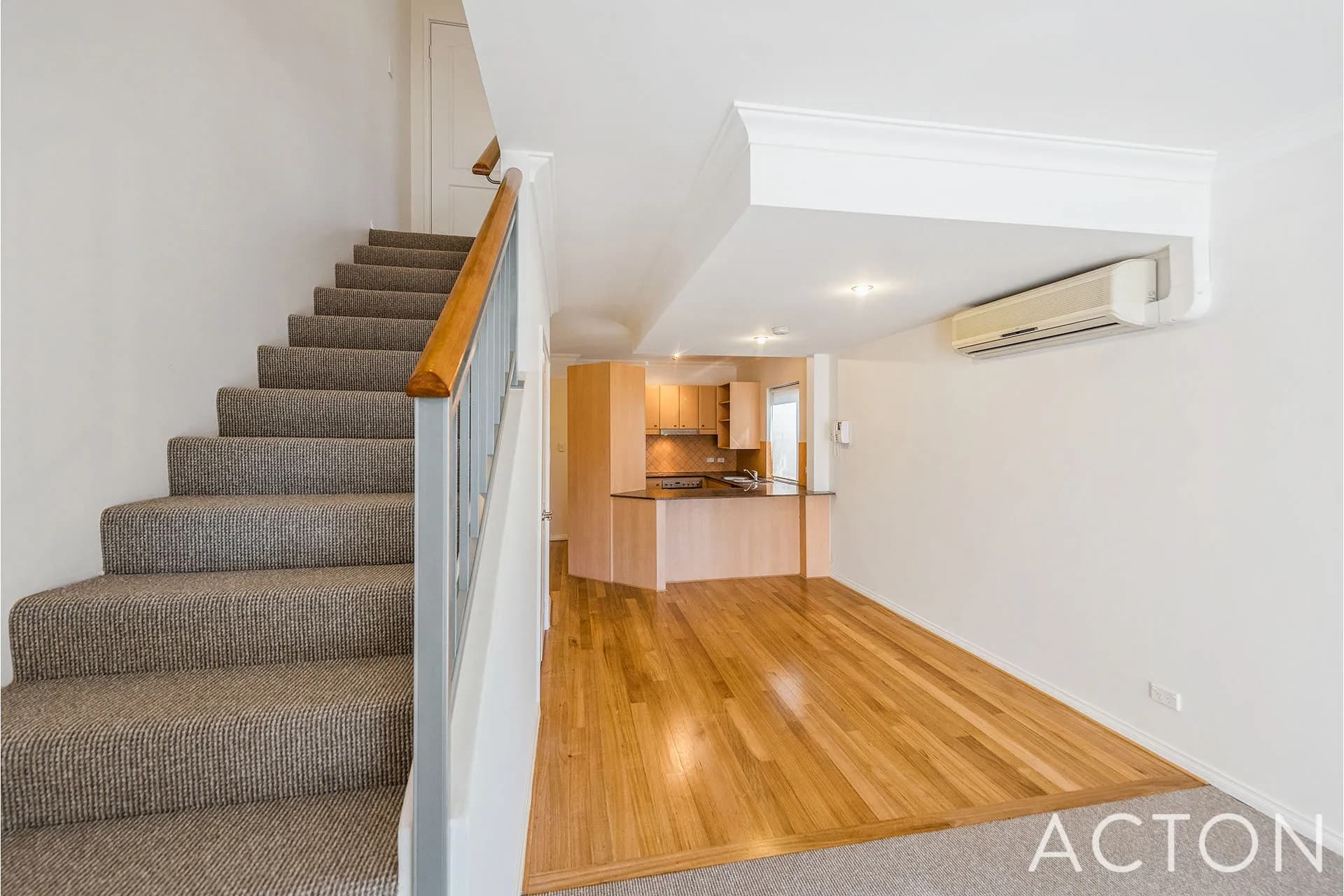 14/2 Agnew Way, Subiaco, WA, Subiaco - Thumbnail 3