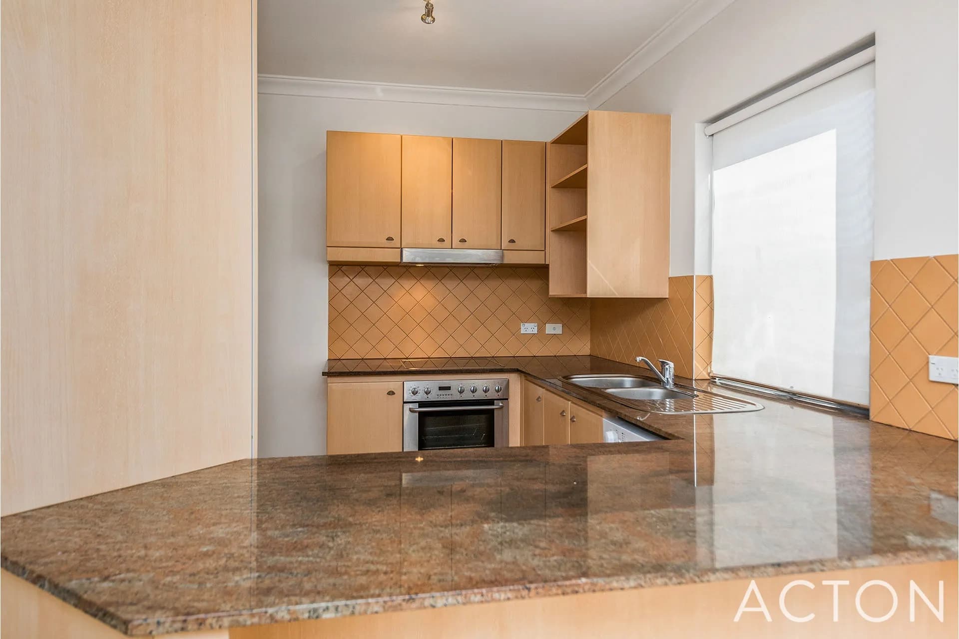 14/2 Agnew Way, Subiaco, WA, Subiaco - Thumbnail 6