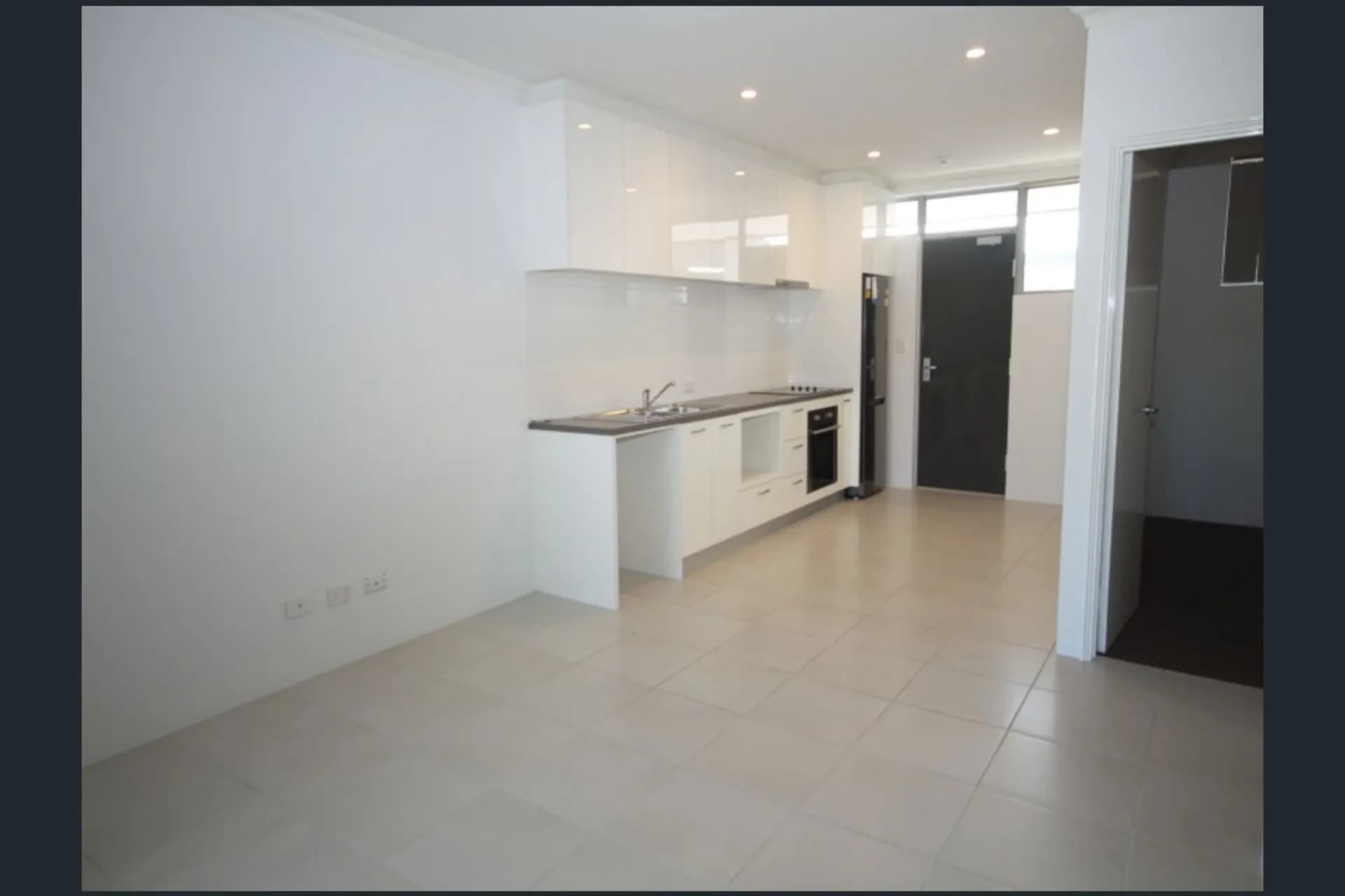 22/129 Briggs Street, Kewdale, WA, Kewdale - Thumbnail 2